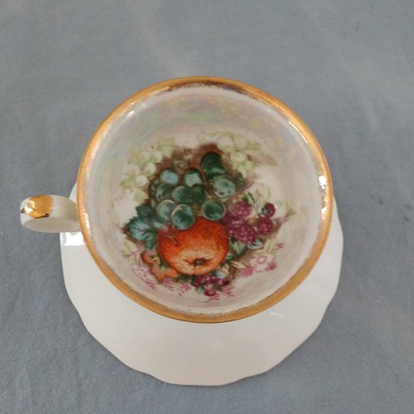 LUSTERWARE FINISH FRUIT PATTERN ROYAL HALSEY FINE CHINA FOOTED TEA CUP SET 1950 - Picture 10 of 14